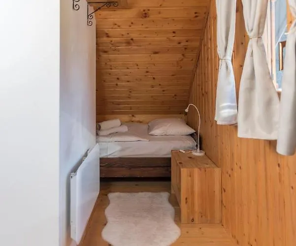 Hike & Bike Chalet *